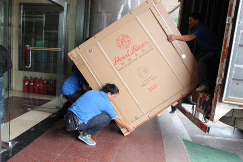 新干钢琴贵重工艺品无忧运